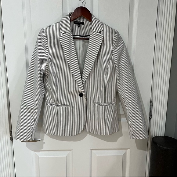 COPY - Willi Smith Black and White Blazer Professional Tailored - Picture 2 of 11